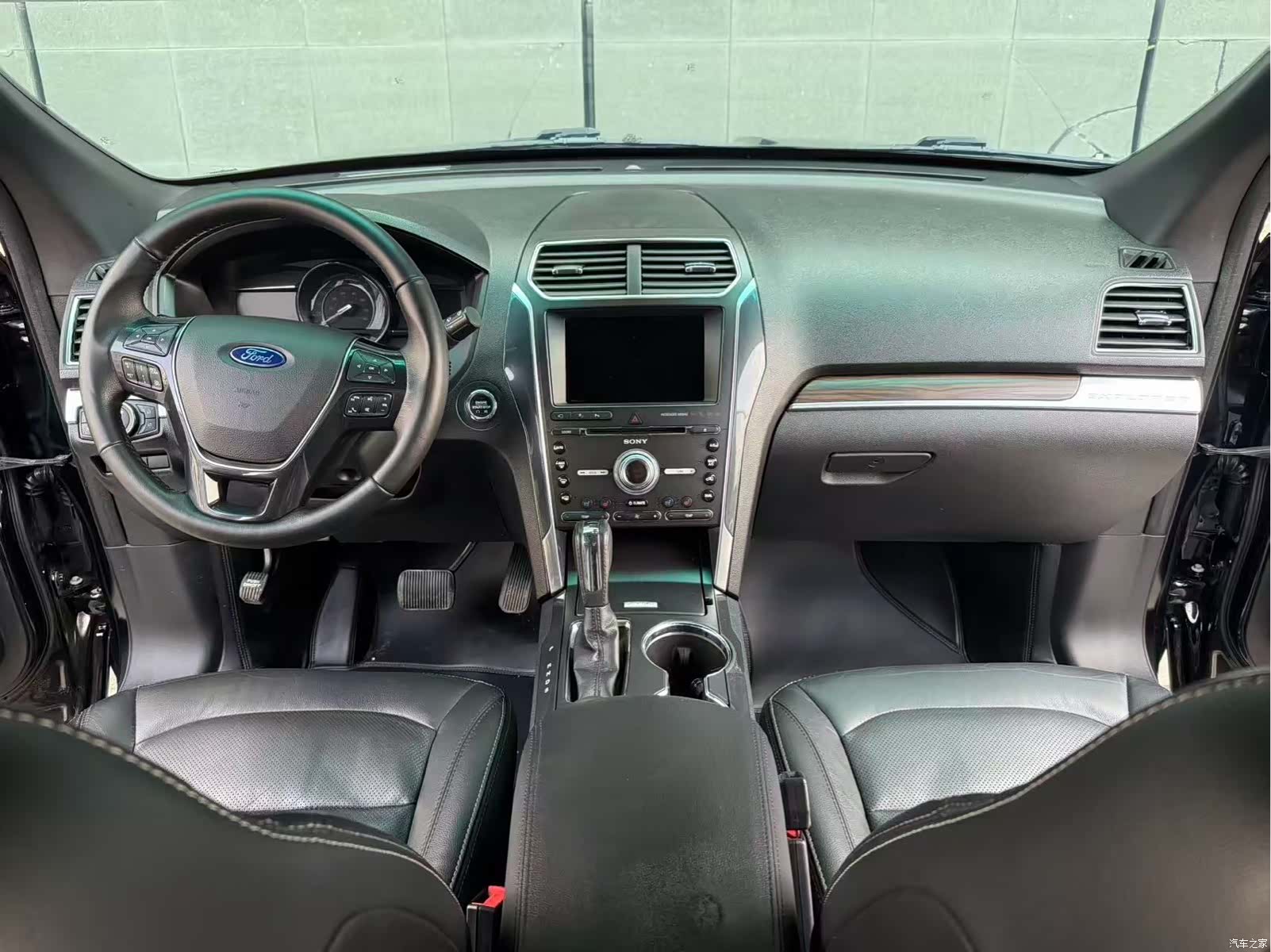 Ford Explorer, 2017 6