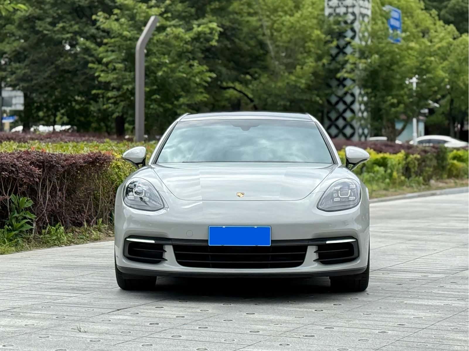 Porsche Panamera, 2018 11
