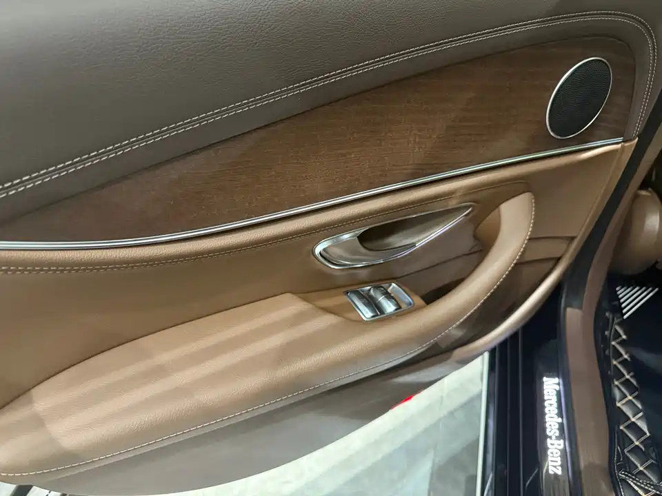 Mercedes-Benz E-class Mercedes-Benz E-class