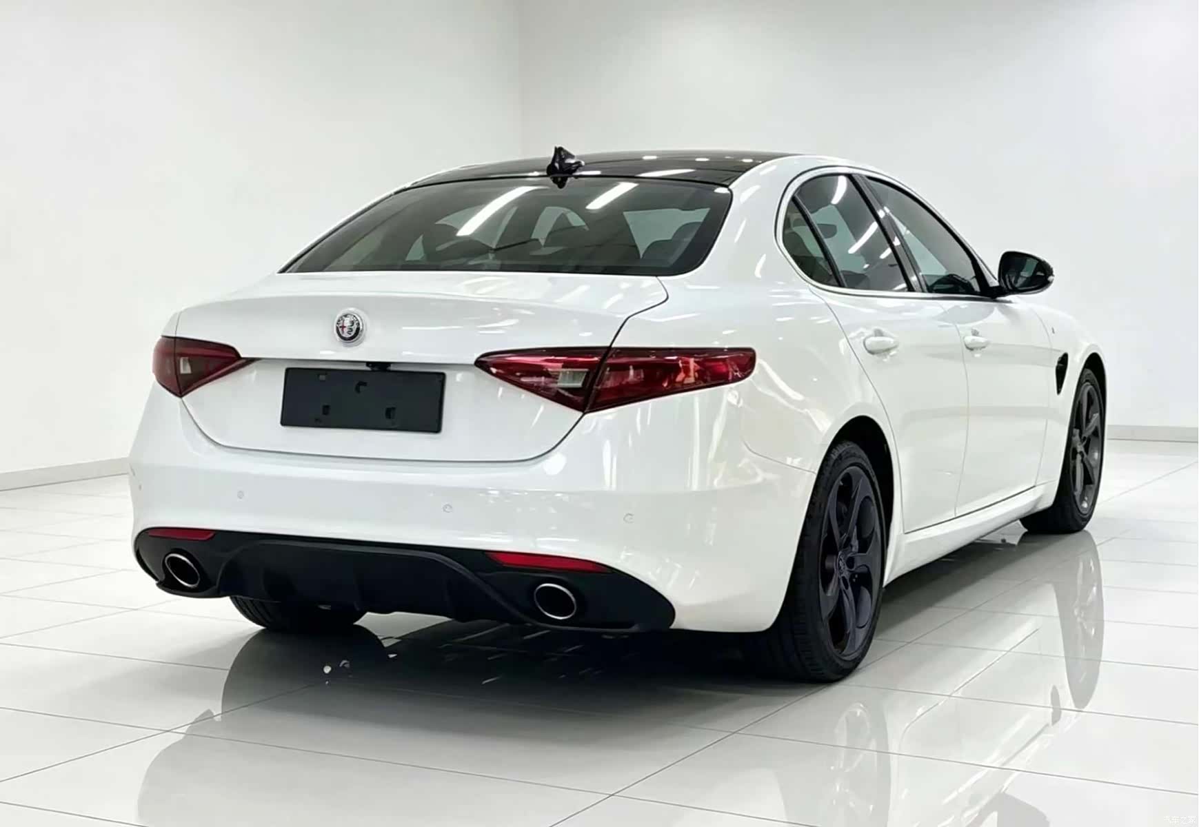 Alfa Romeo Giulia, 2017 10