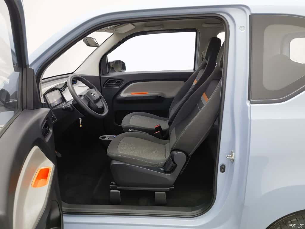 Wuling MINIEV, 2021 10