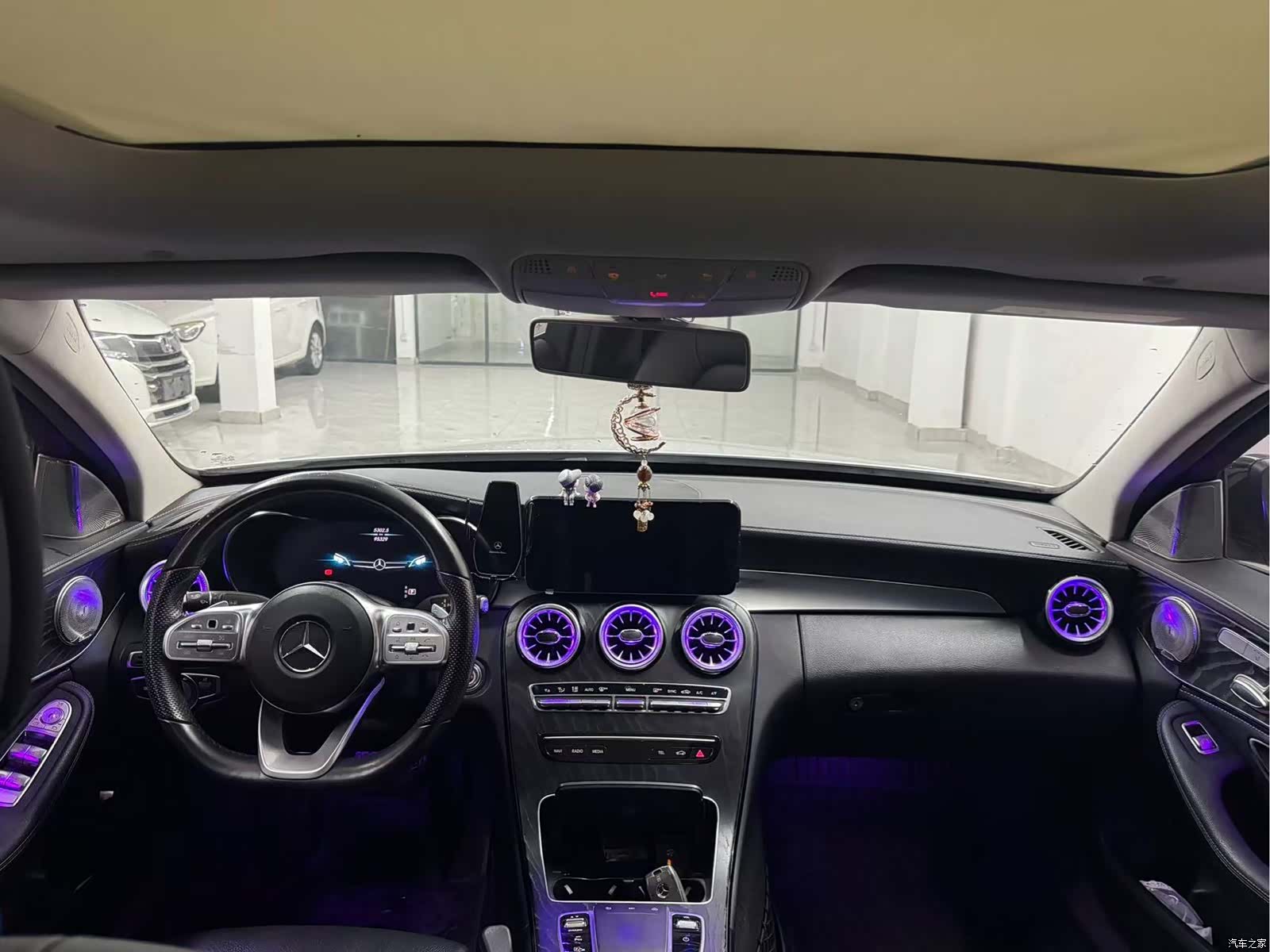 Mercedes-Benz C-Class, 2020 все фото
