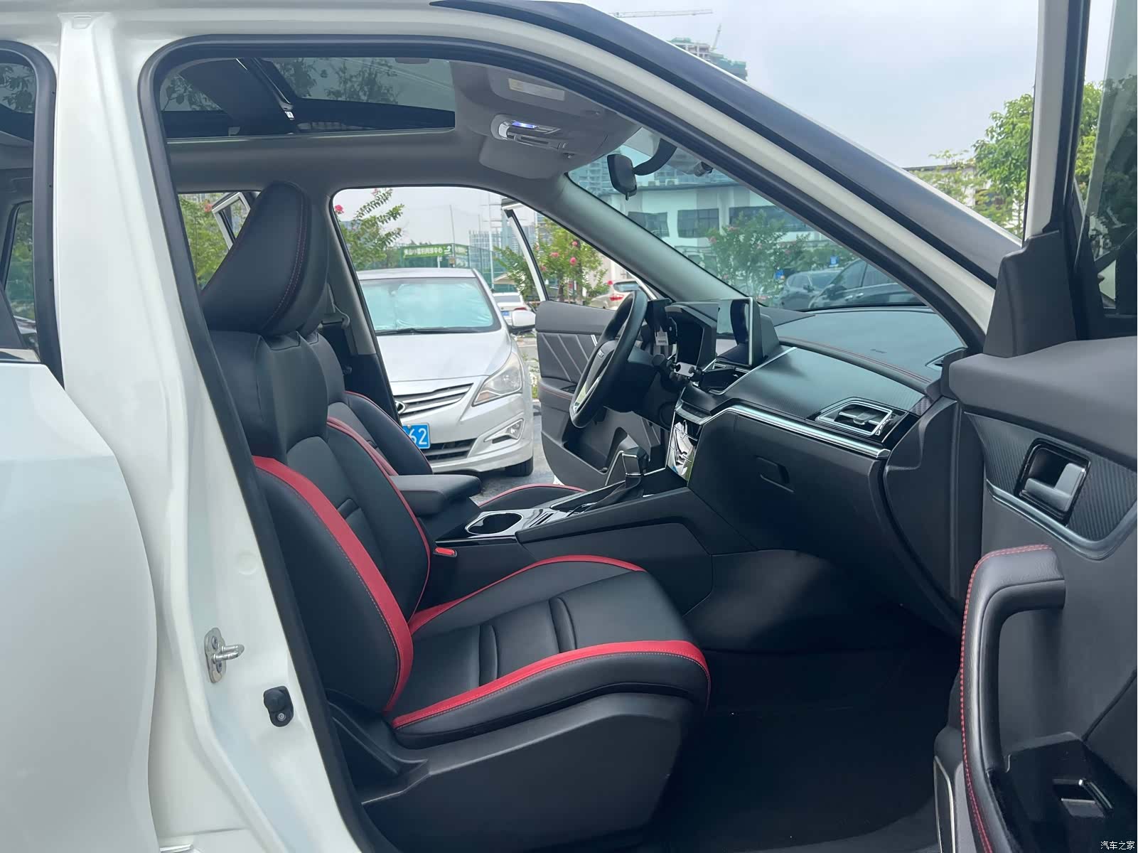 Nissan T60, 2021 15