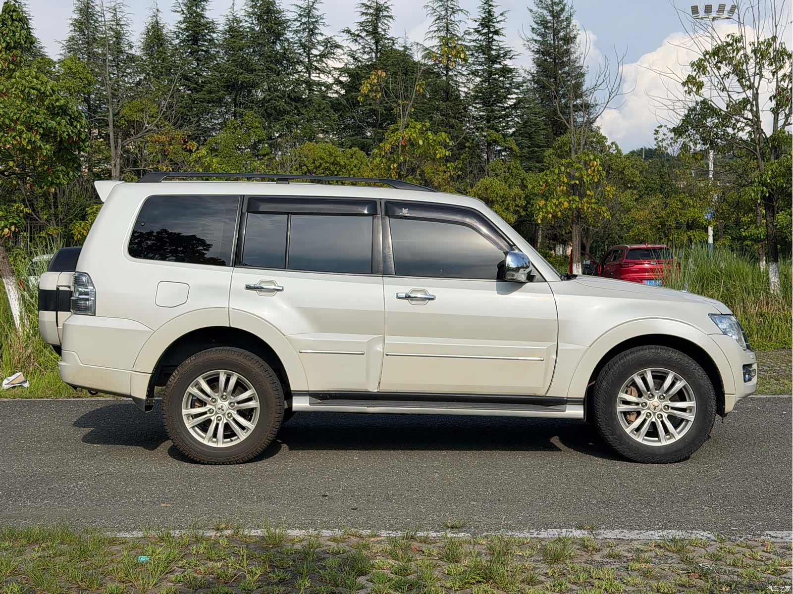 Mitsubishi Pajero, 2020 4