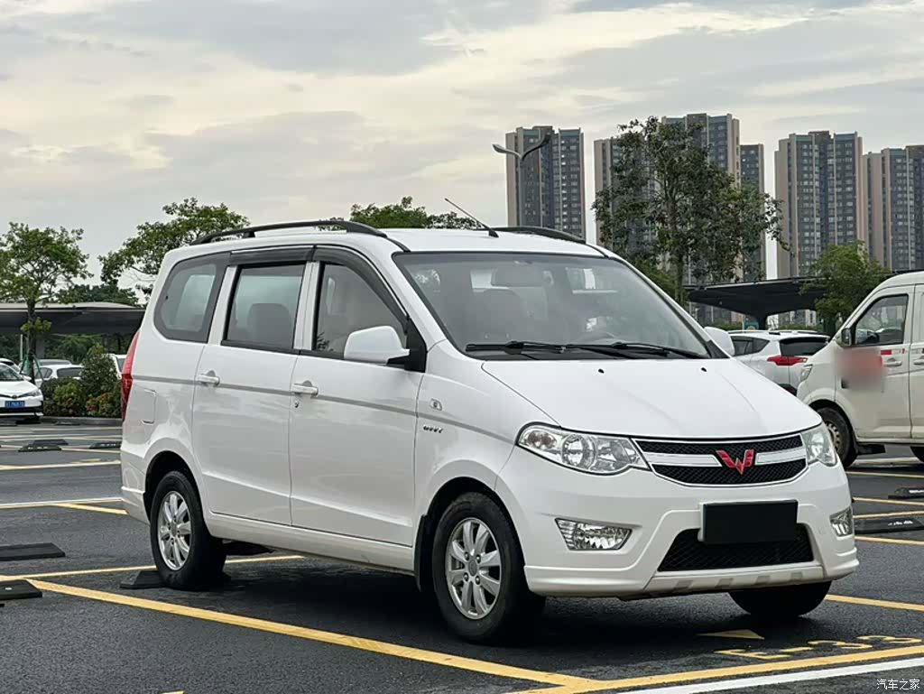 Wuling Hongguang, 2017 15