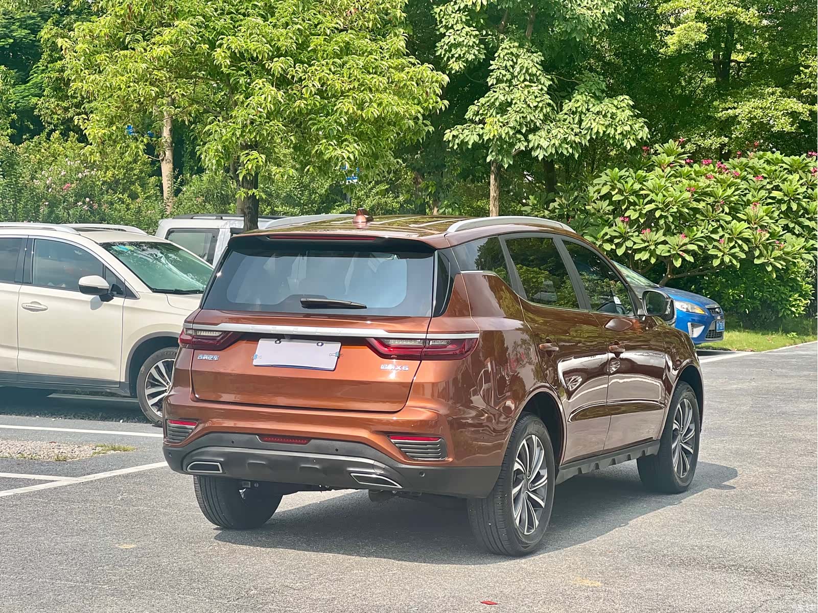 Geely X6, 2021 6