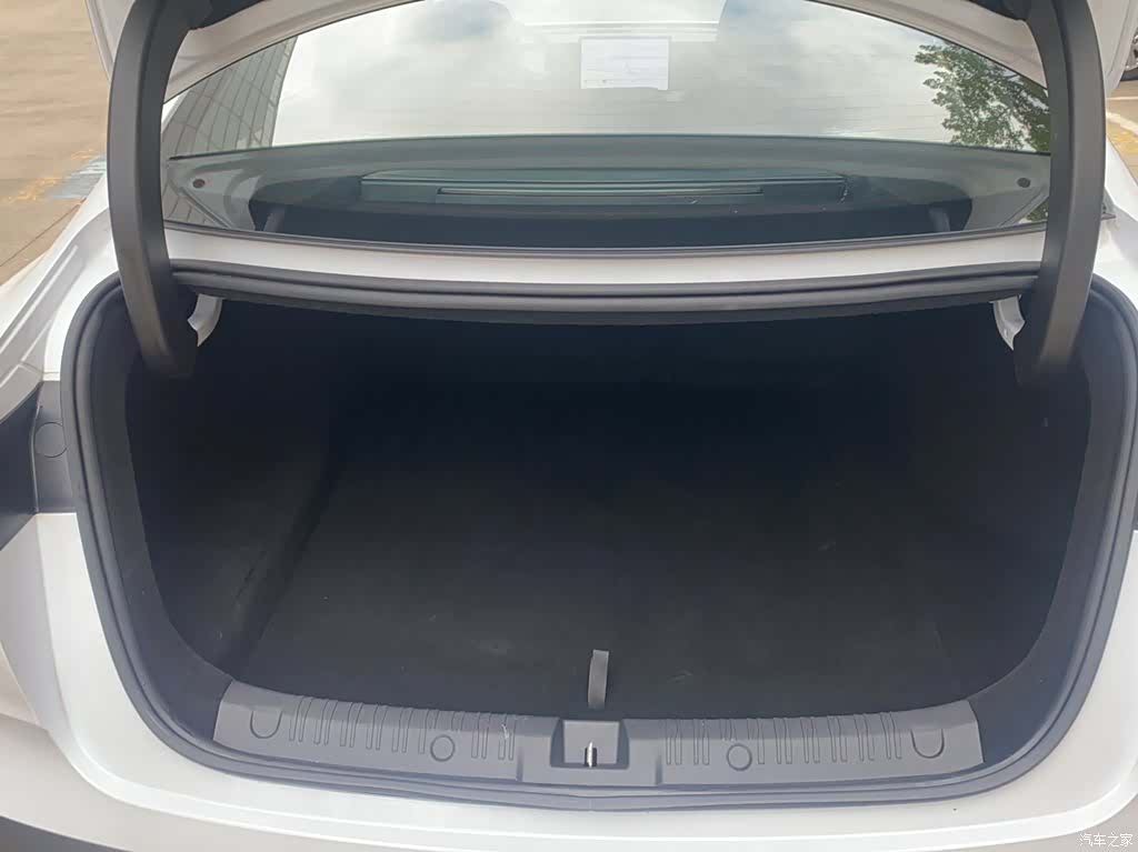 BYD Qin, 2025 10