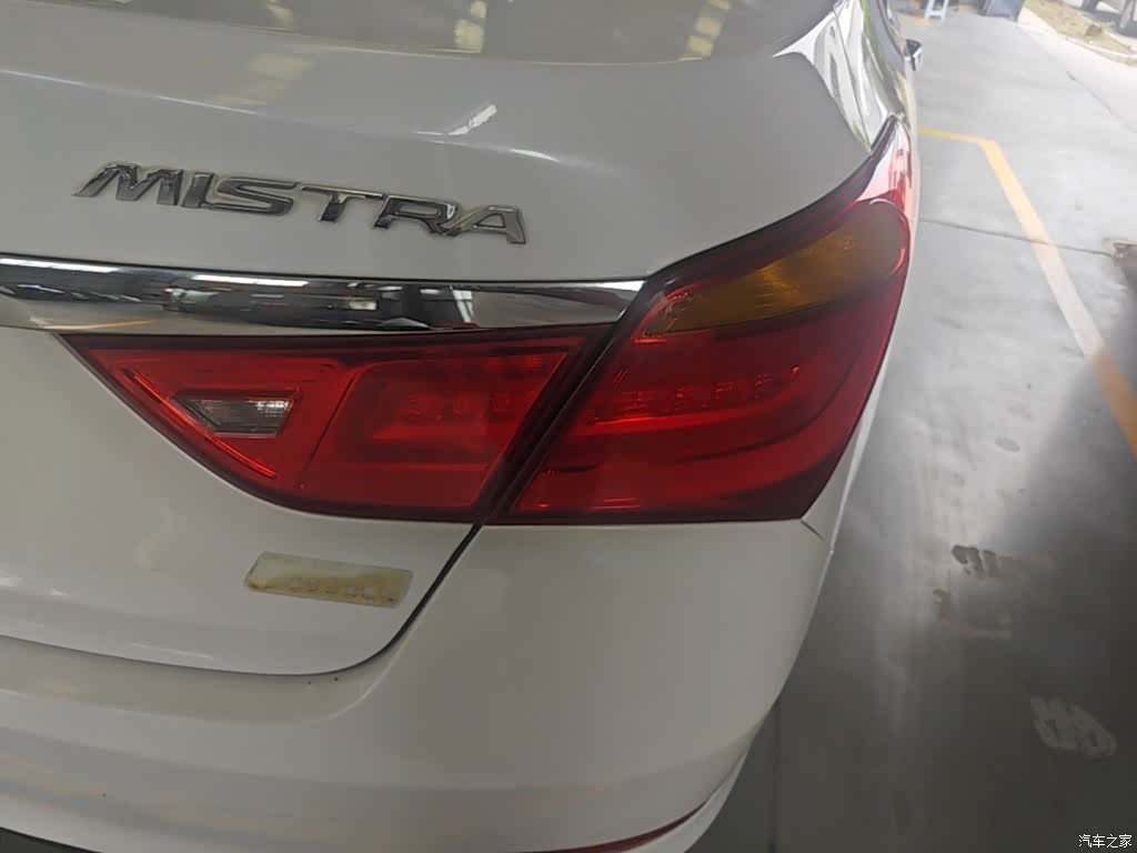 Hyundai DLX, 2014 8