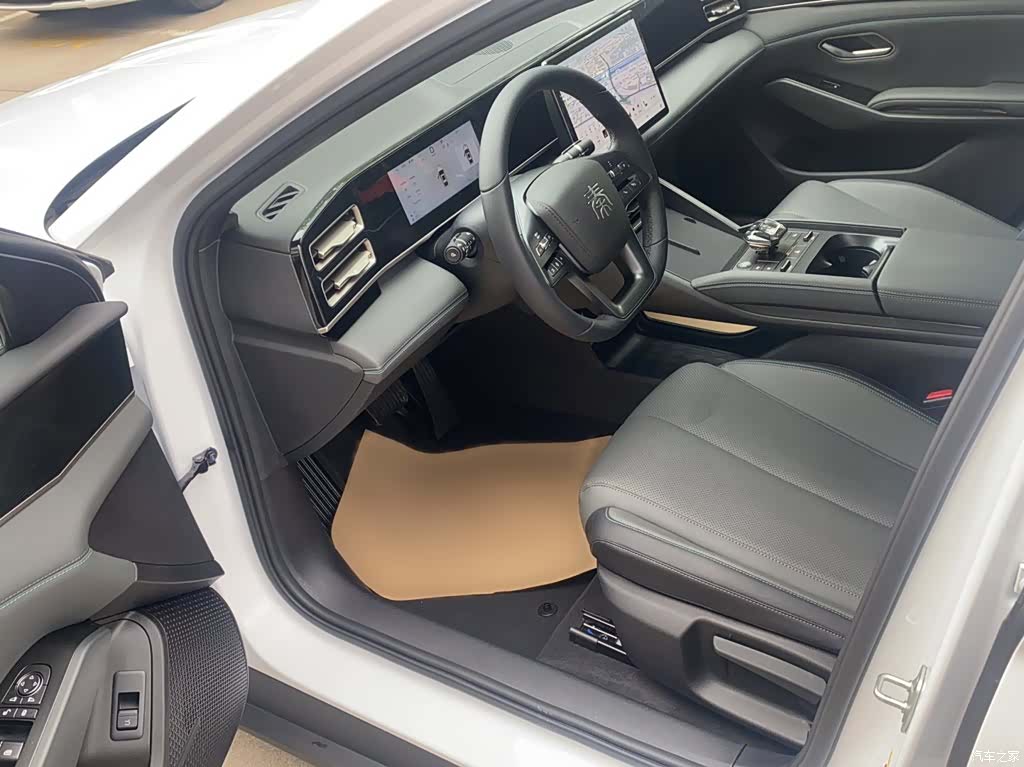 BYD Qin, 2025 15