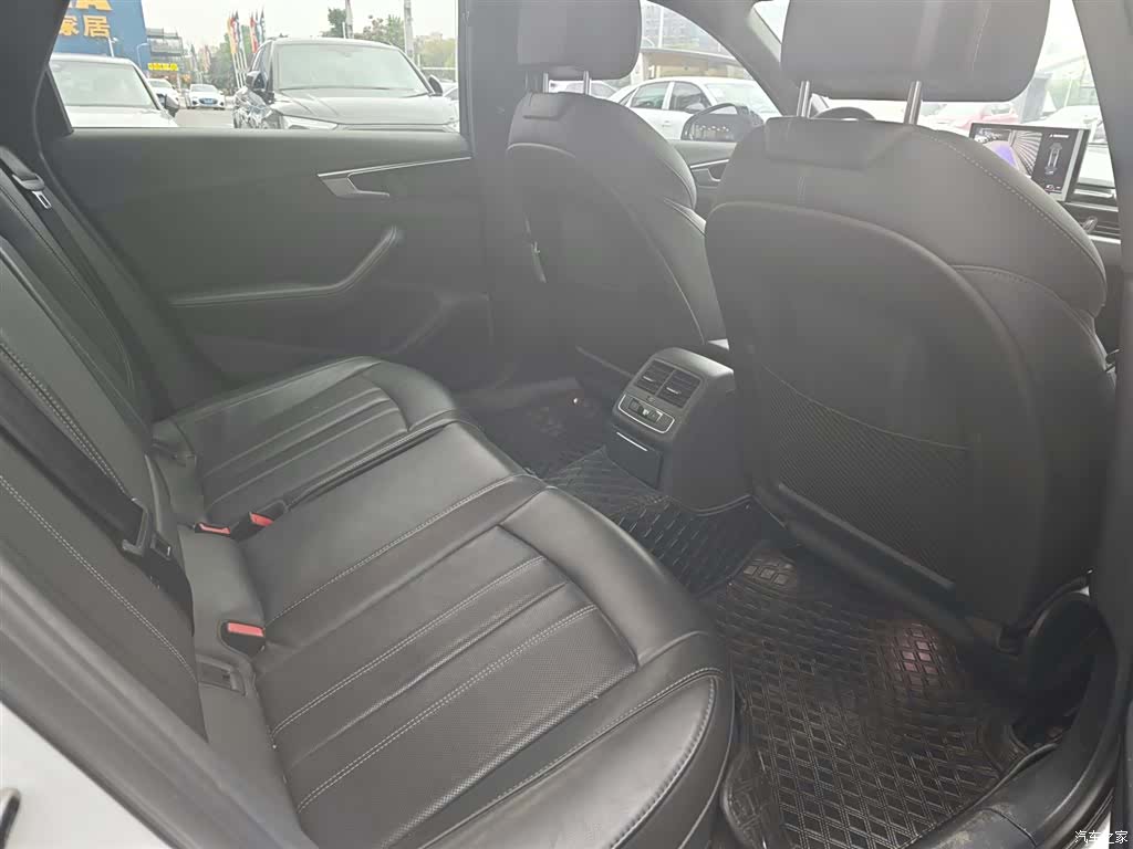 Audi A4L, 2024 8