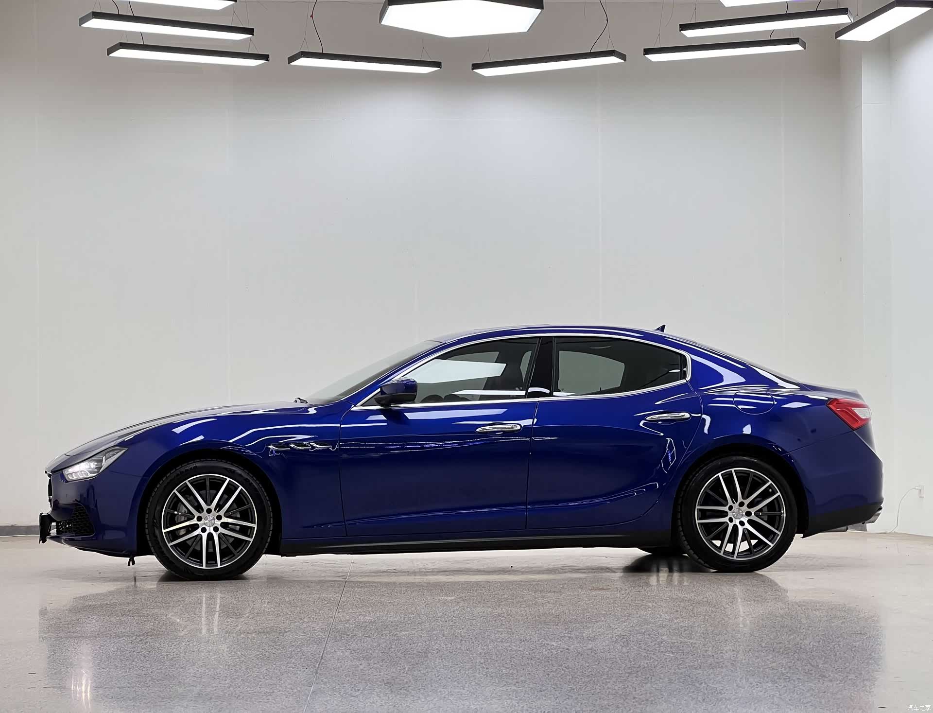 Maserati Ghibli, 2017 4