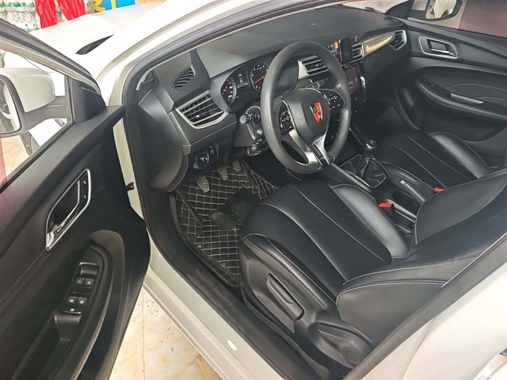 Roewe i5, 2019 16