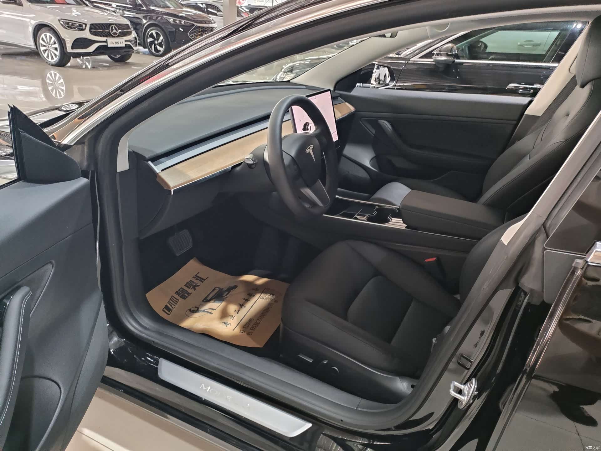 Tesla Model 3, 2021 7