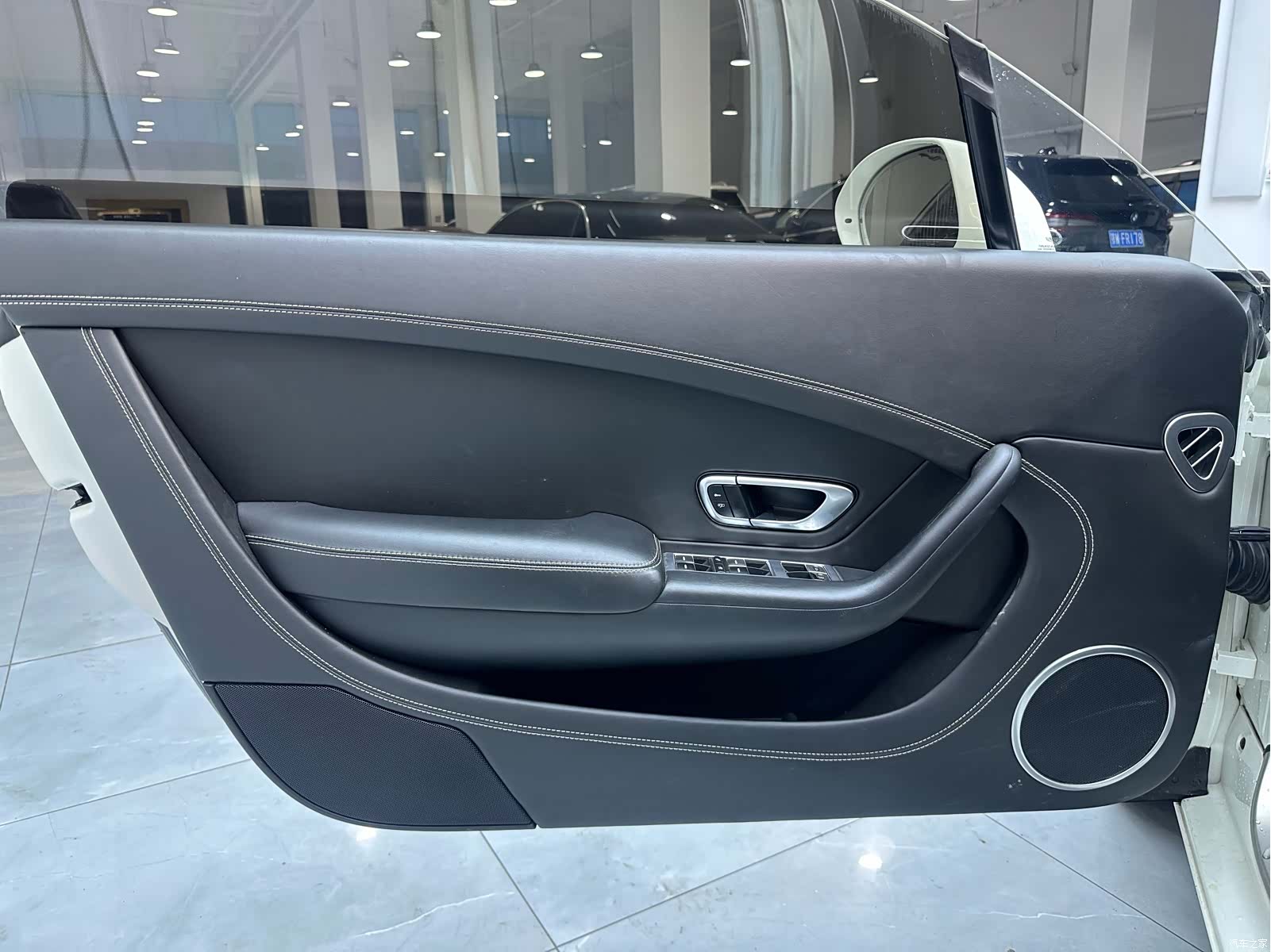 Bentley Continental GT, 2018 13