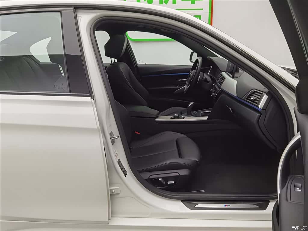 BMW 3 Series, 2018 23