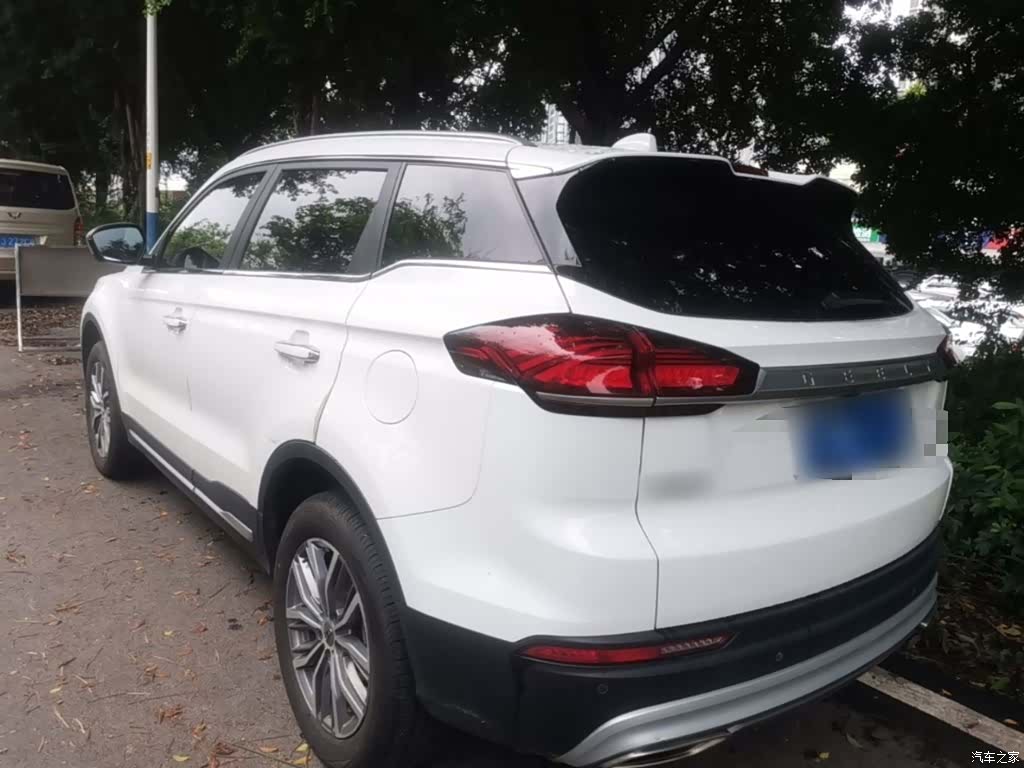 Geely Boyue, 2021 все фото