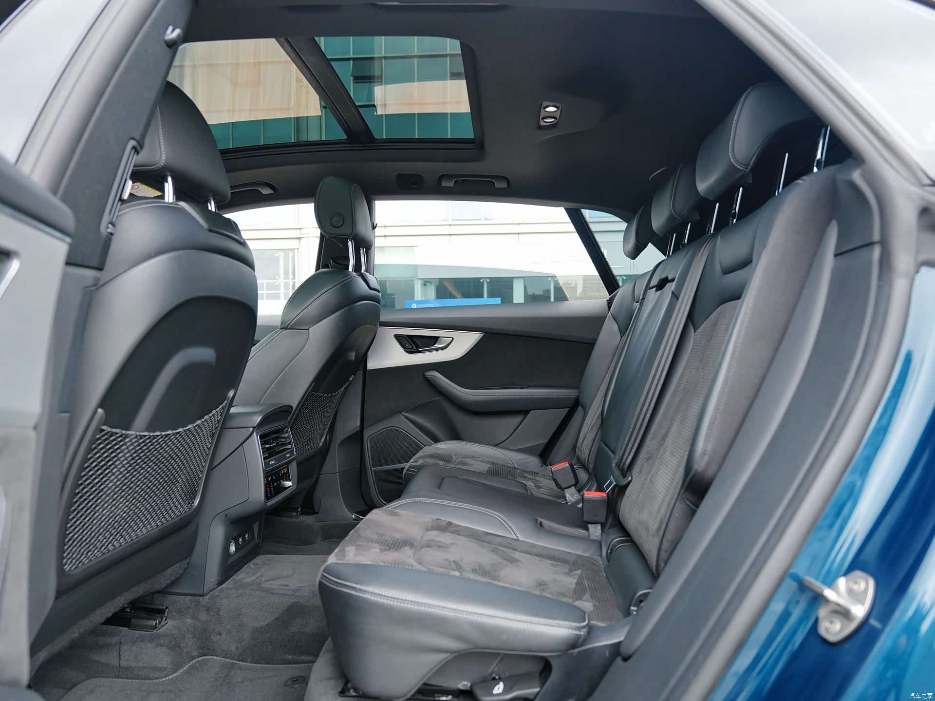 Audi Q8, 2020 8