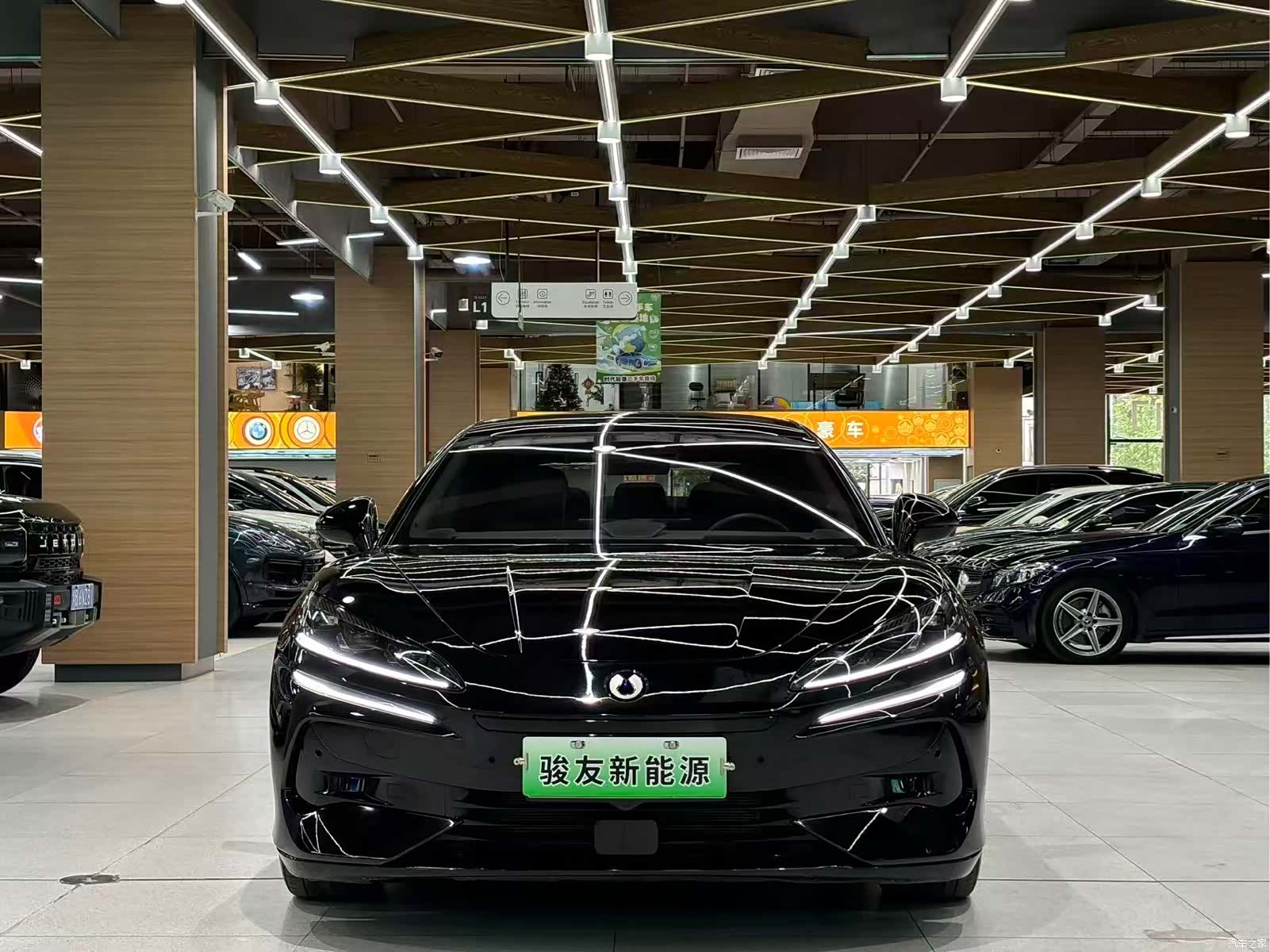 Denza Z9, 2025 3