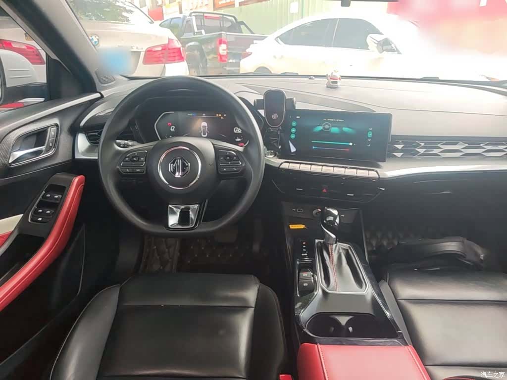 MG MG5, 2021 10