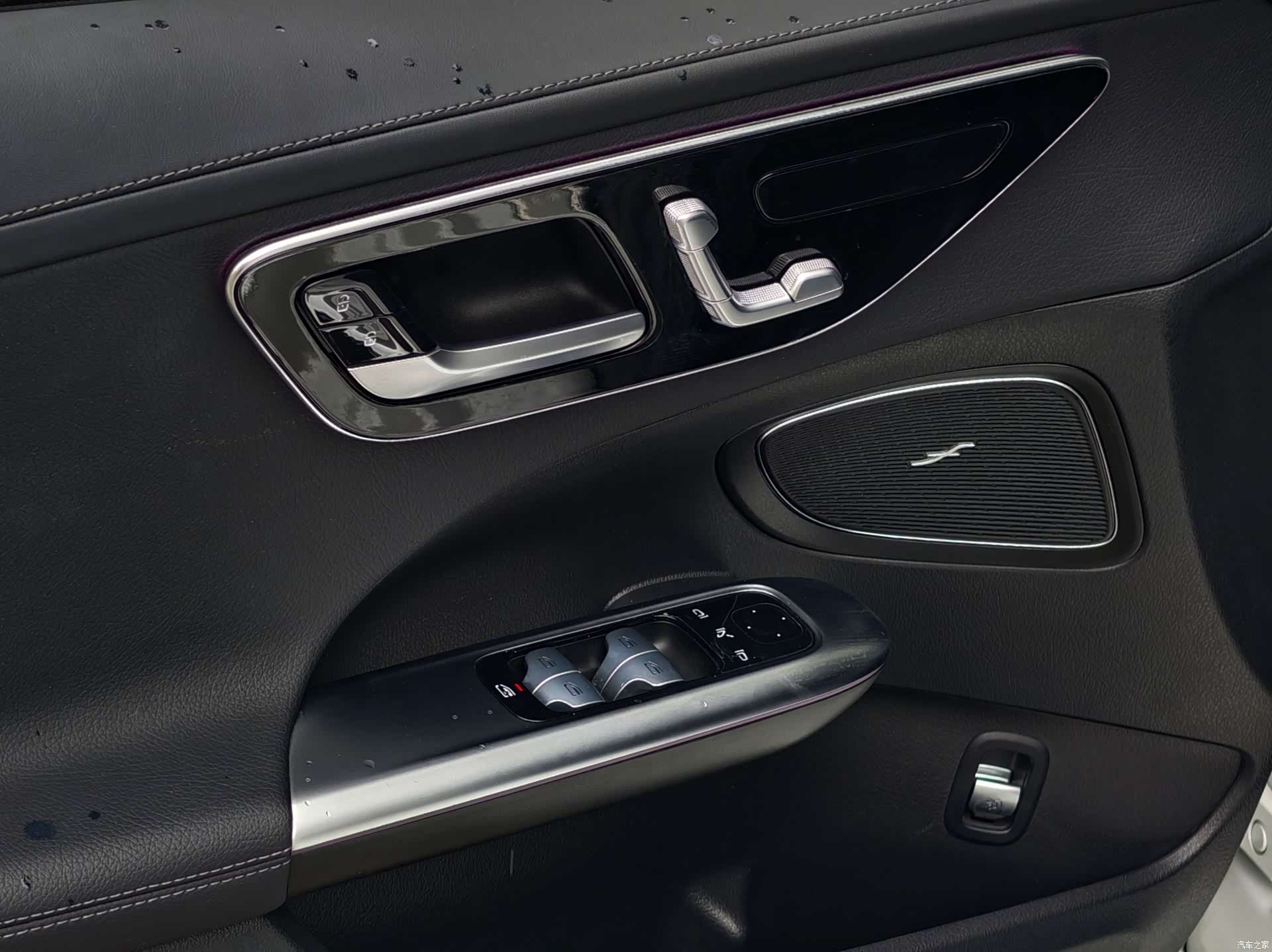 Mercedes-Benz C-Class, 2023 11