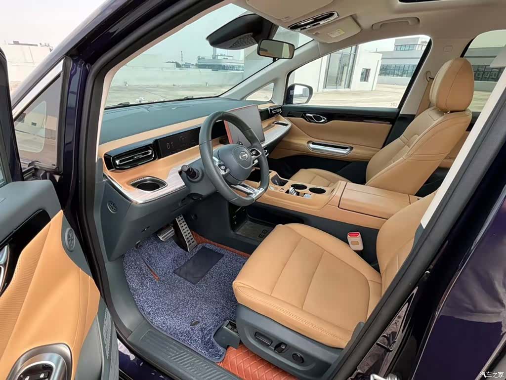 Trumpchi E8, 2024 13