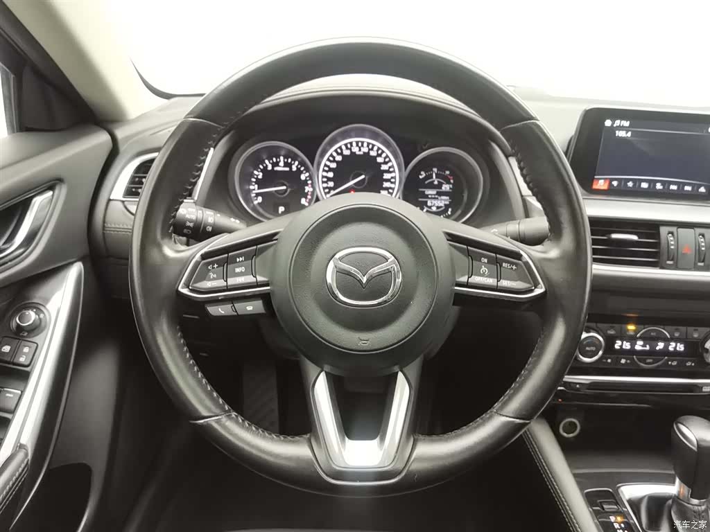 Mazda Atenza, 2017 11