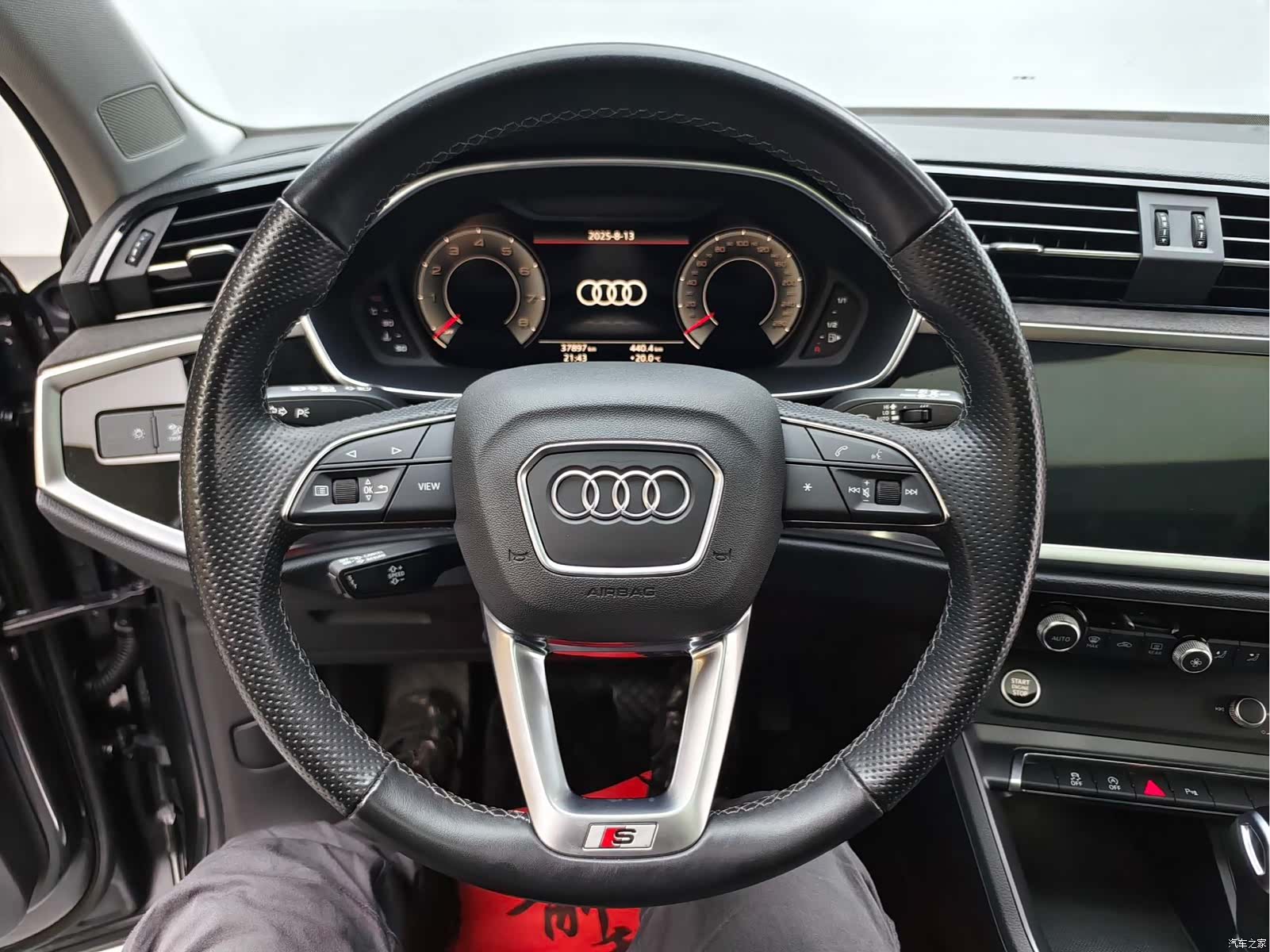 Audi Q3, 2023 19