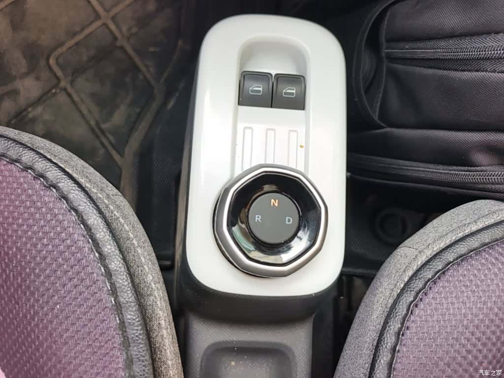 Geely Panda, 2025 14