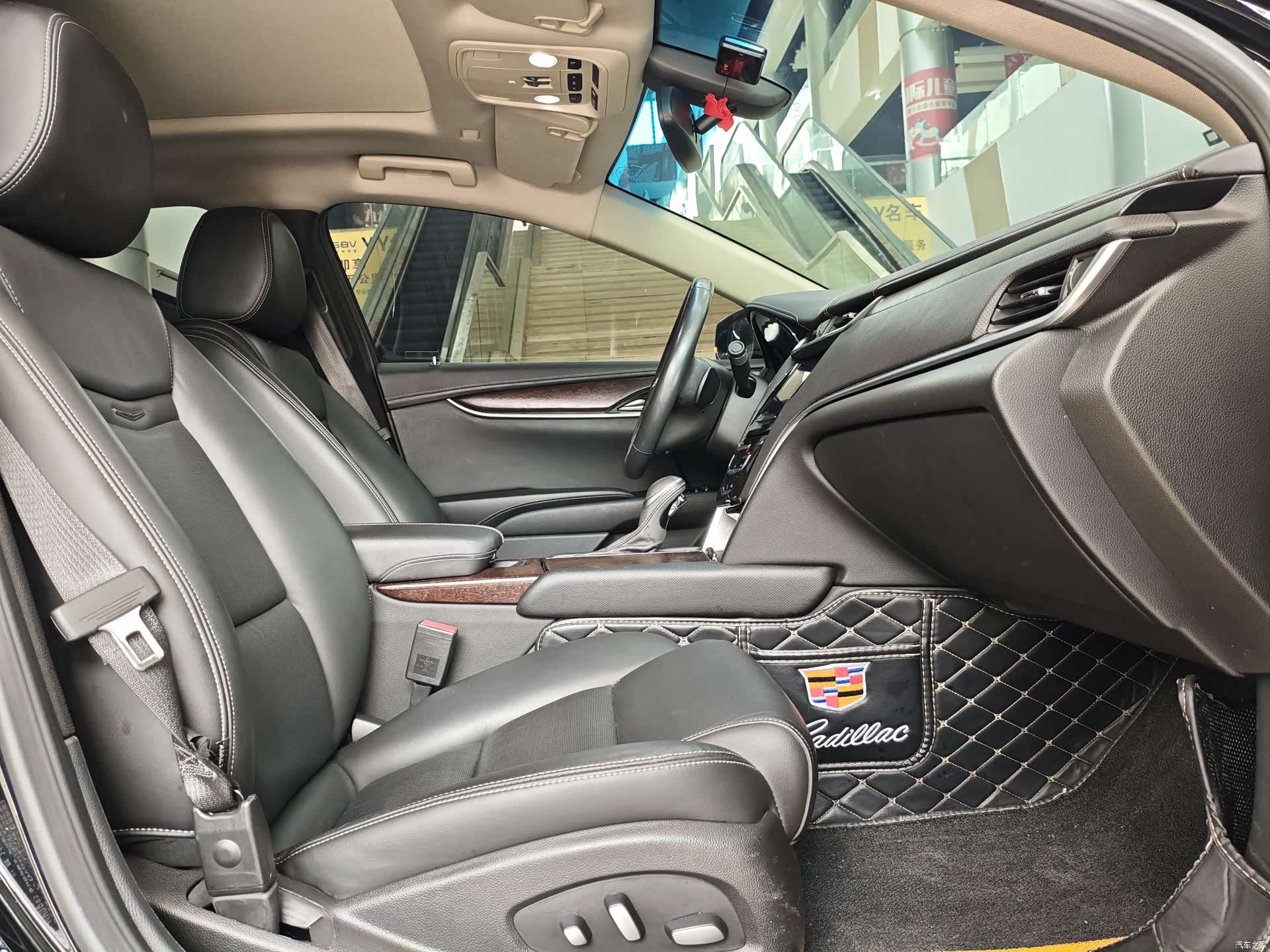 Cadillac XTS, 2019 9