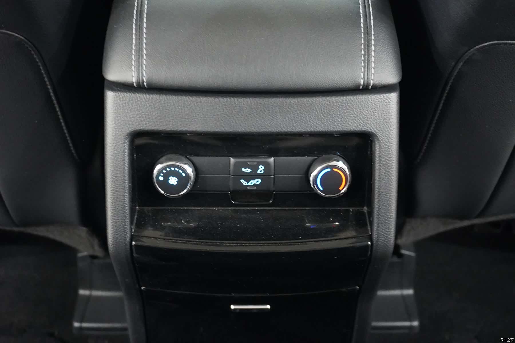 Ford Edge, 2018 15
