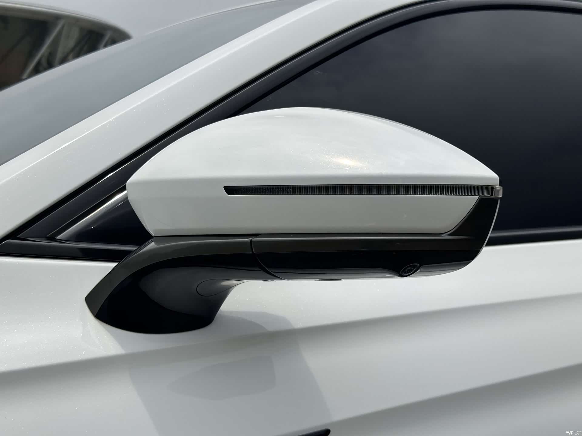 Chery Arrizo 8, 2023 7