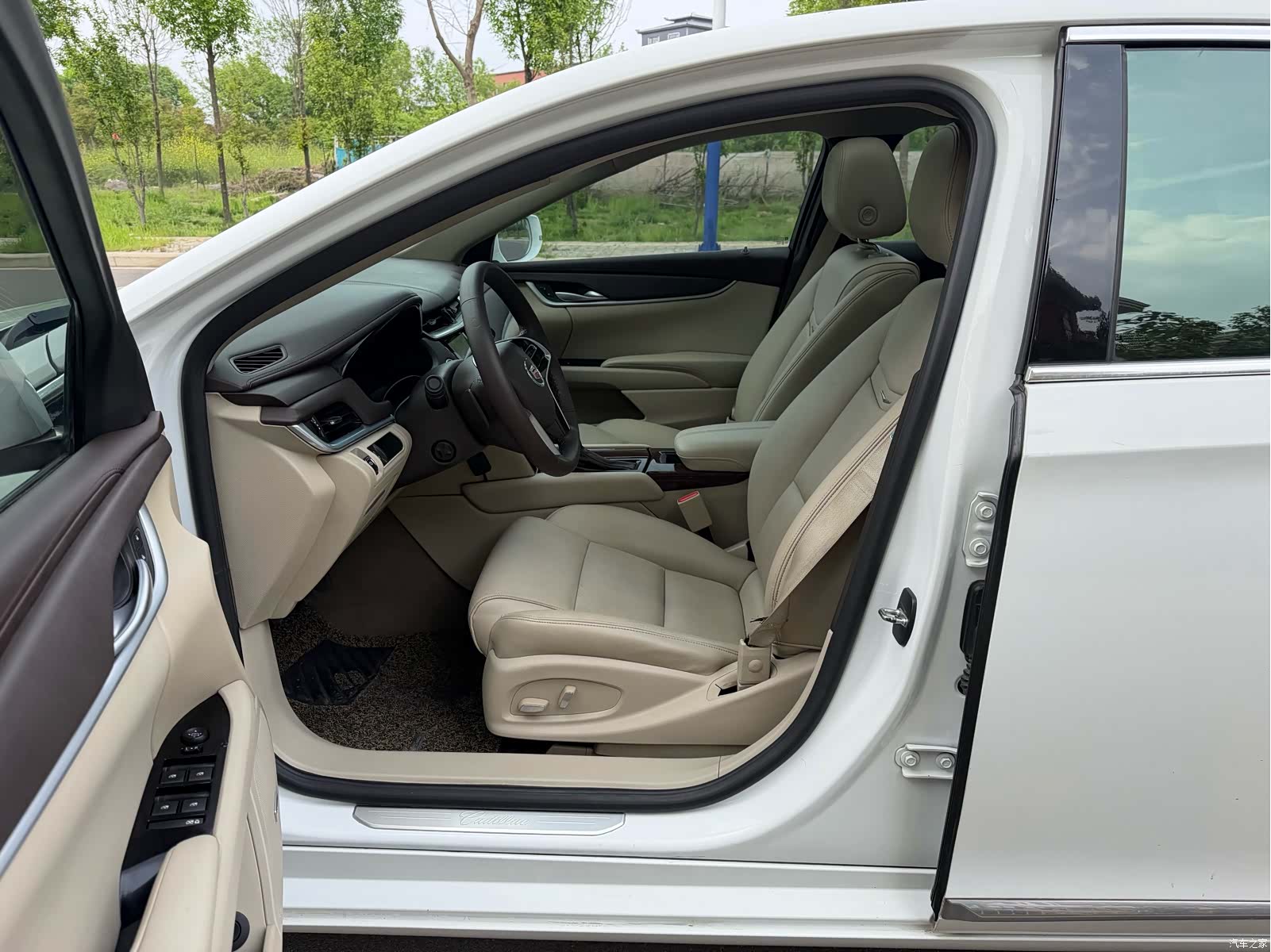 Cadillac XTS, 2016 9