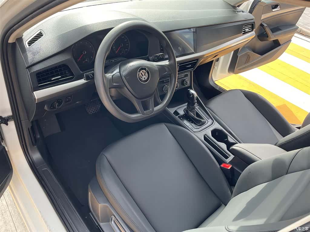 Volkswagen Lavida, 2020 10