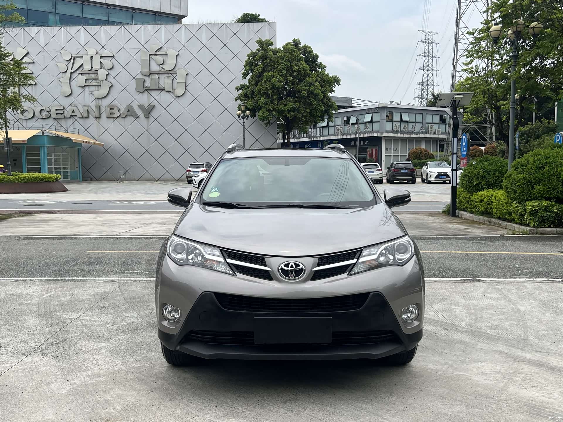Toyota RAV4, 2015 3