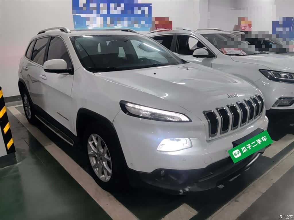 Jeep Cherokee, 2016 4