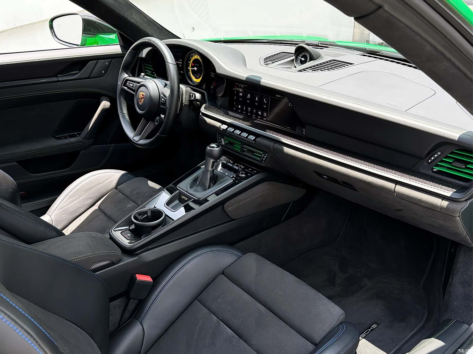 Porsche 911, 2025 13