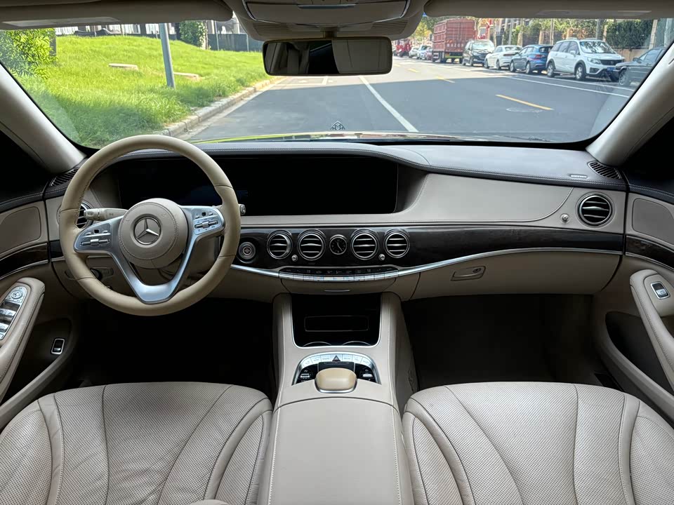 Mercedes-Benz S-class Mercedes-Benz S-class