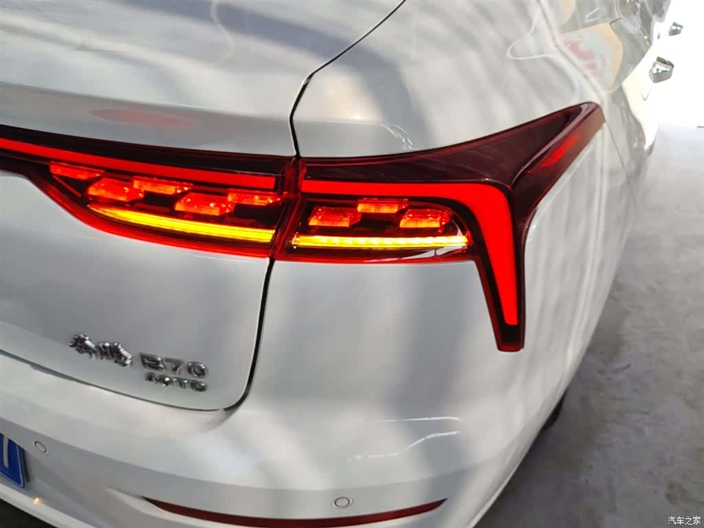 Bestune B70, 2022 8