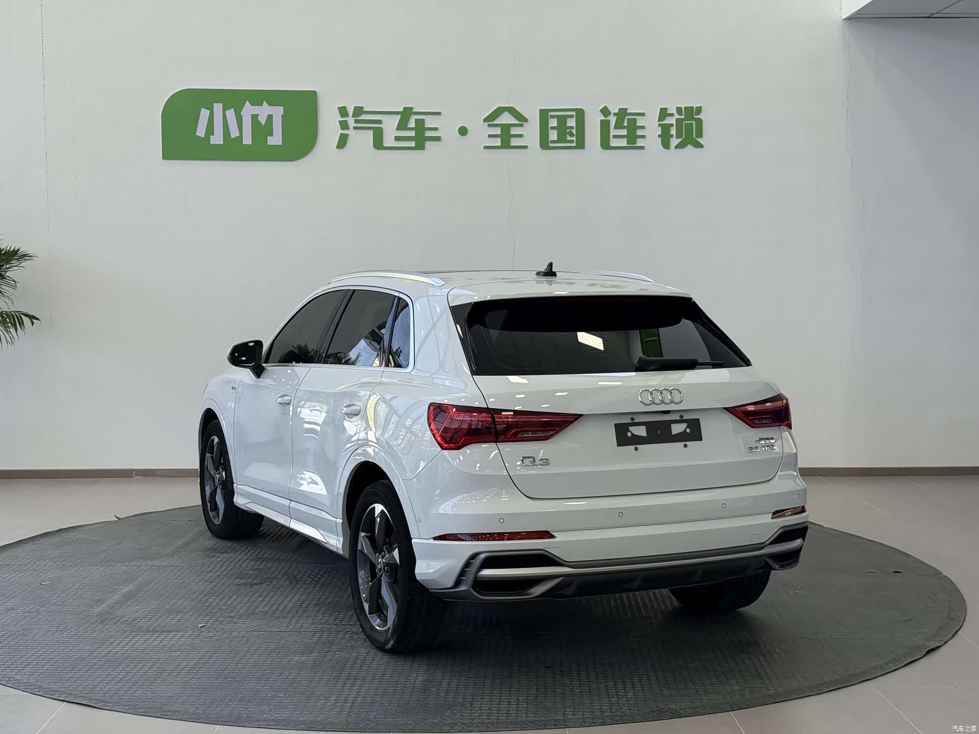 Audi Q3, 2023 все фото
