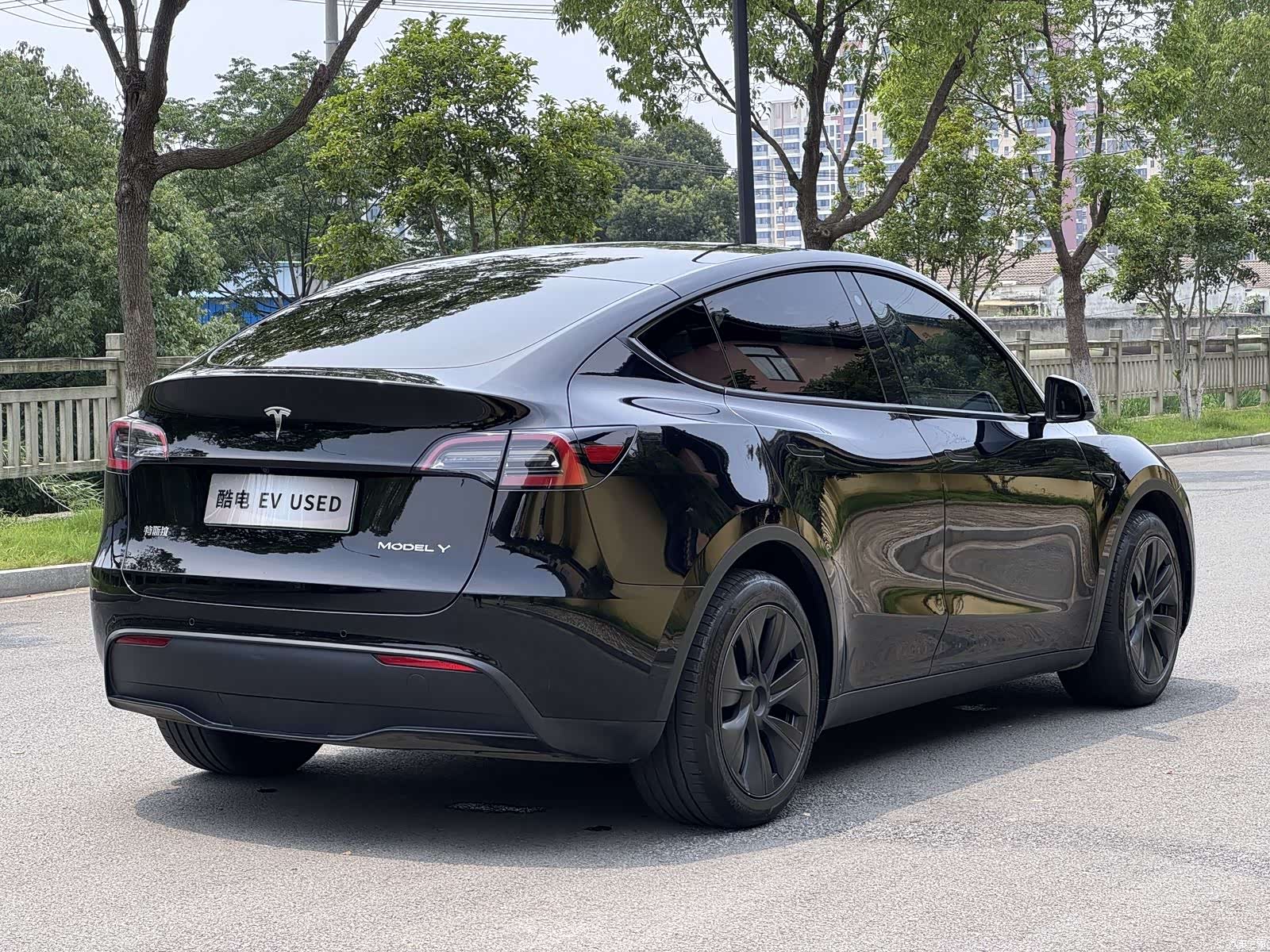 Tesla Model Y, 2023 все фото