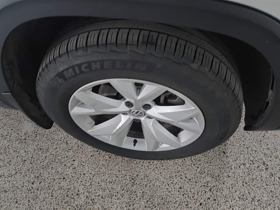 Volkswagen Tourang Volkswagen Tourang