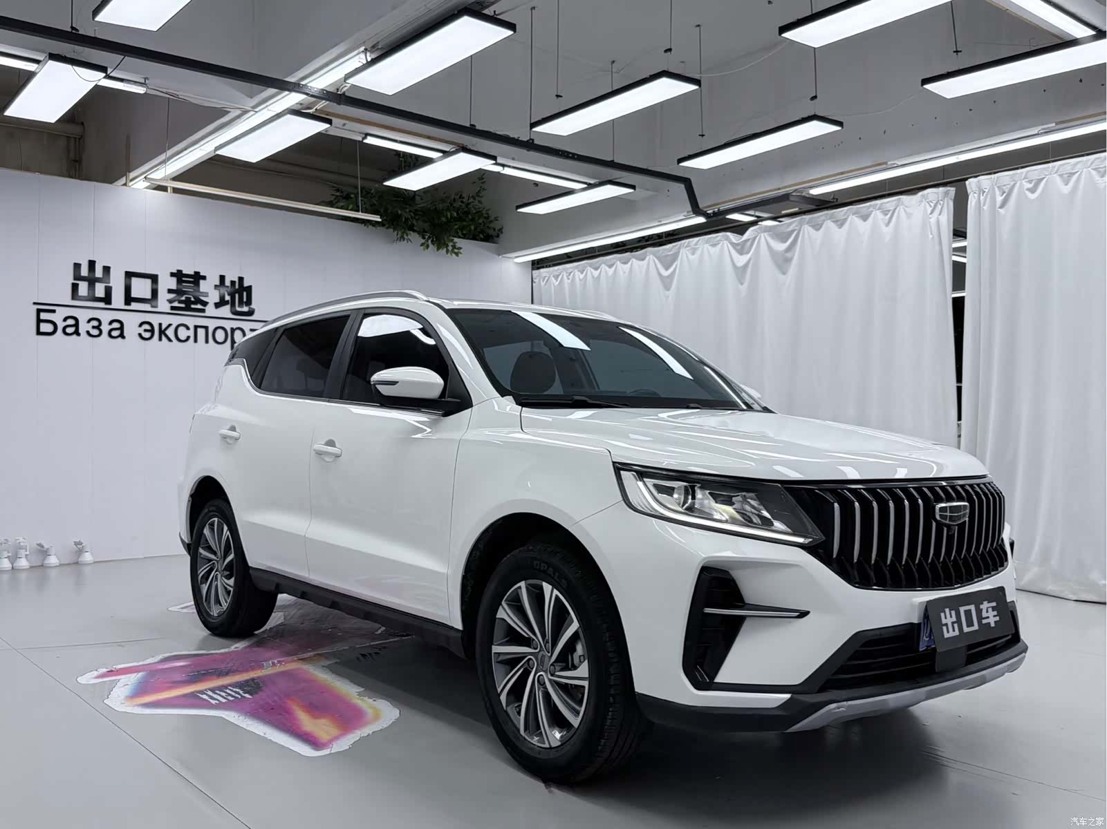 Geely X6, 2022 3