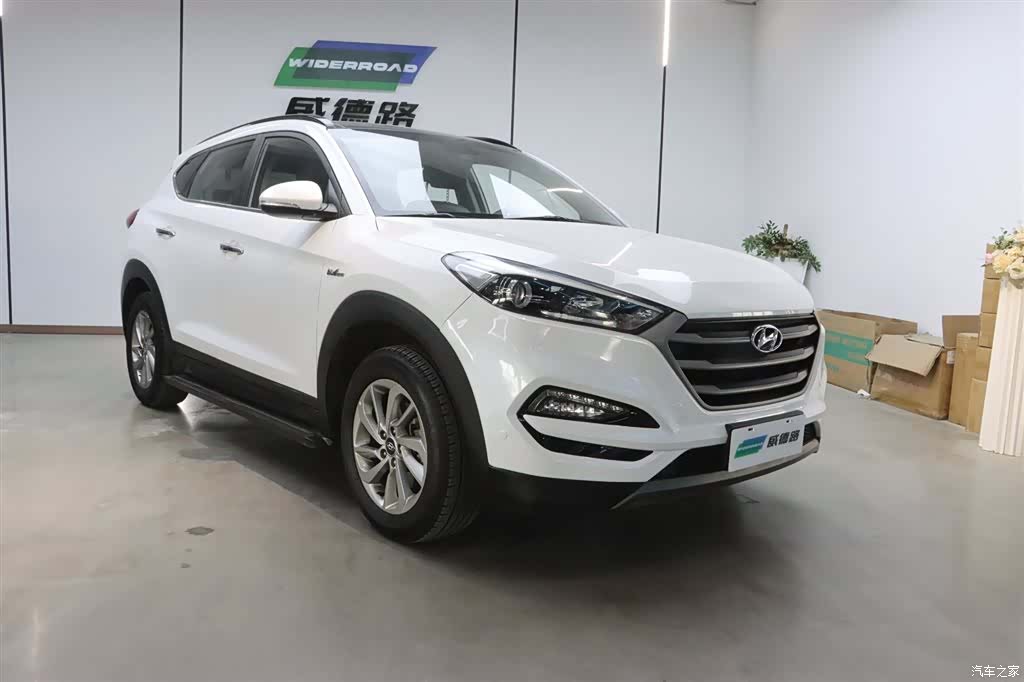 Hyundai Tucson, 2017 4