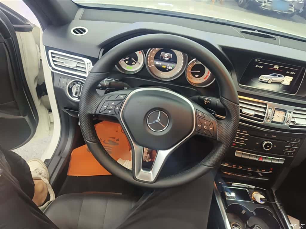 Mercedes-Benz E-Class, 2015 11