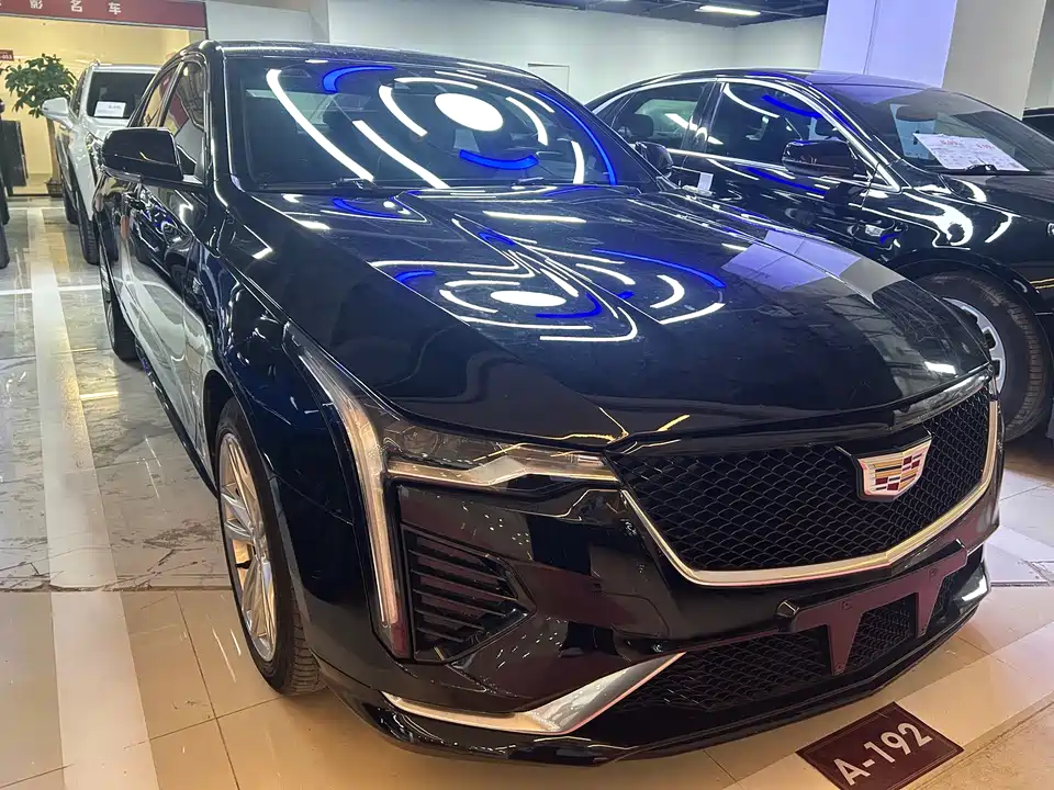 Cadillac CT4