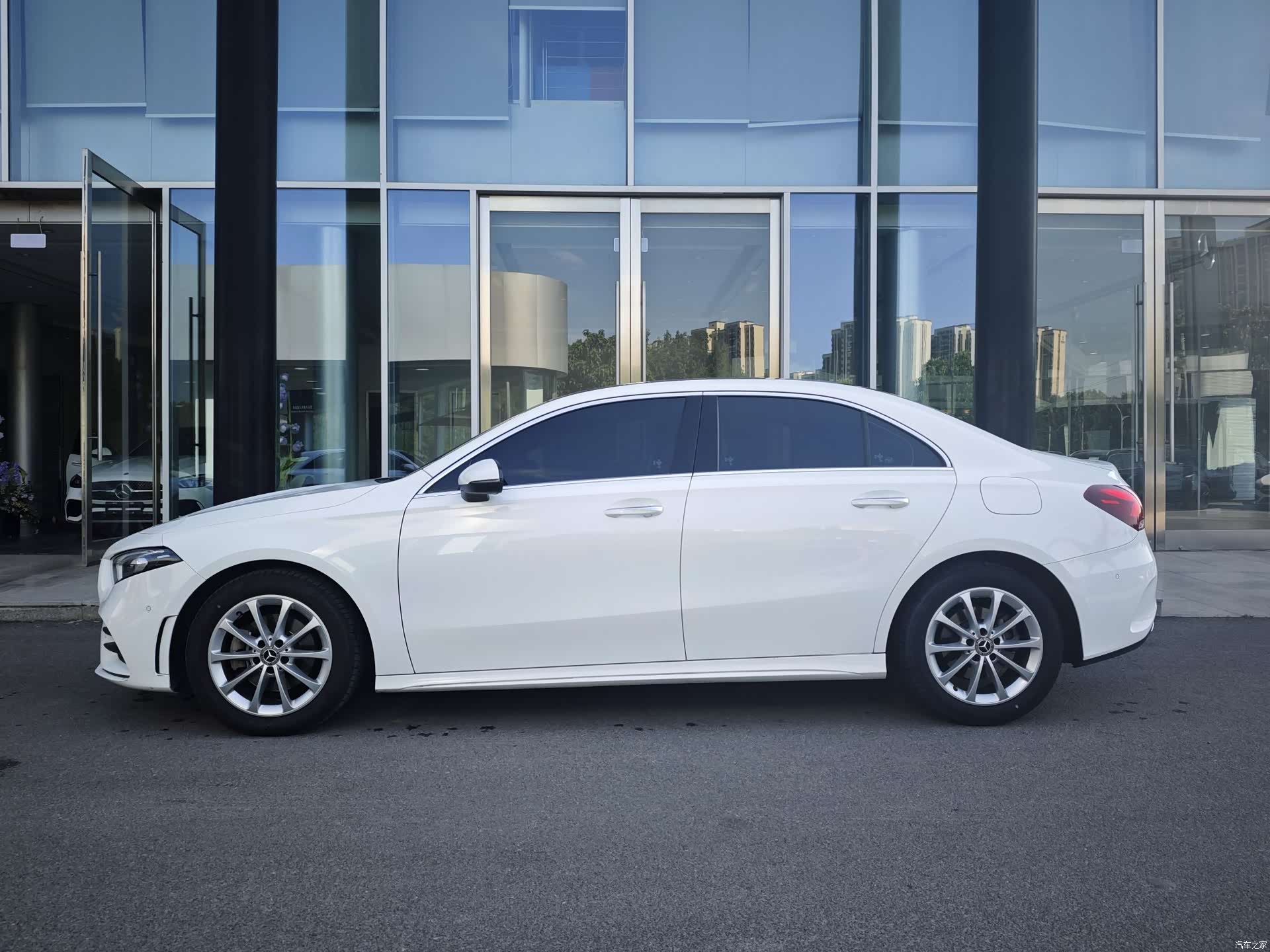 Mercedes-Benz A-Class, 2022 8