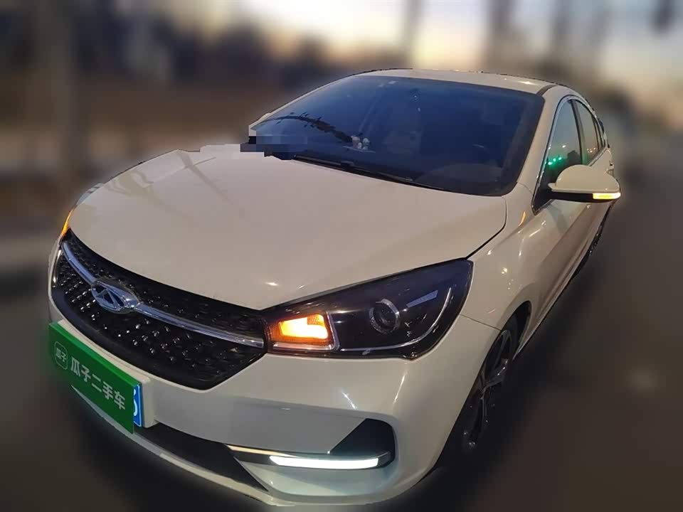 Chery Arrizo 5