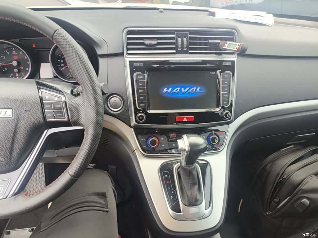 Haval M6, 2017 13