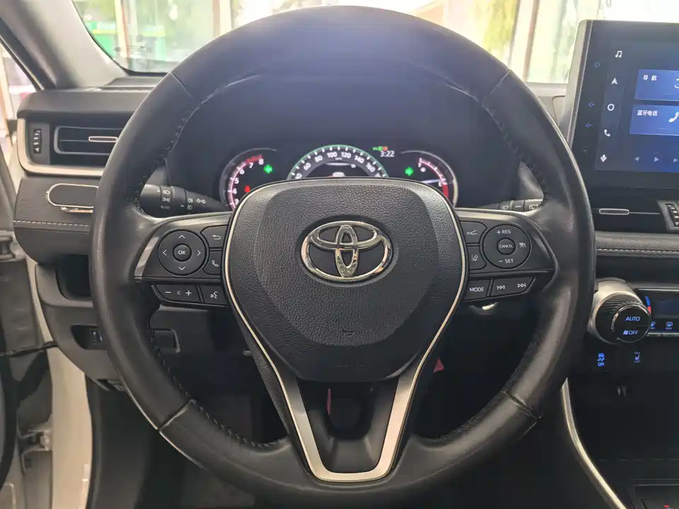 Toyota RAV4 Rongfang