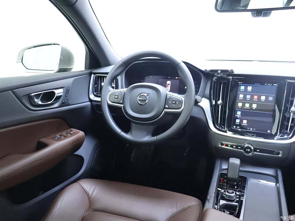 Volvo S60, 2023 14